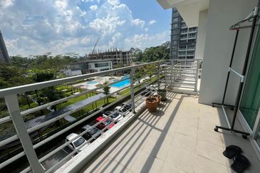 SkyVilla Condominium