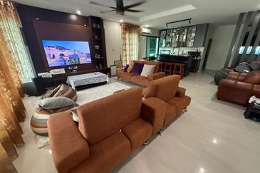 Green Gate, Jalan Stephen Yong Double storey Semi Detach For rent 