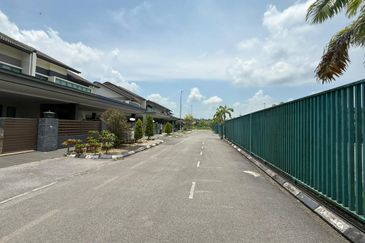 Green Gate, Jalan Stephen Yong Double storey Semi Detach For rent 