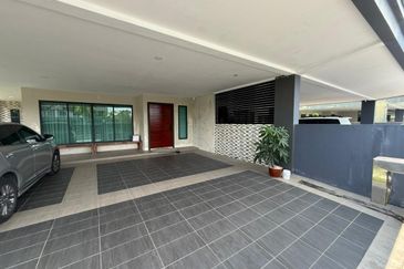 Green Gate, Jalan Stephen Yong Double storey Semi Detach For rent 