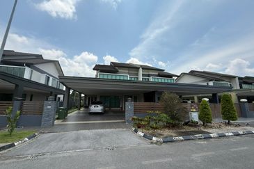 Green Gate, Jalan Stephen Yong Double storey Semi Detach For rent 