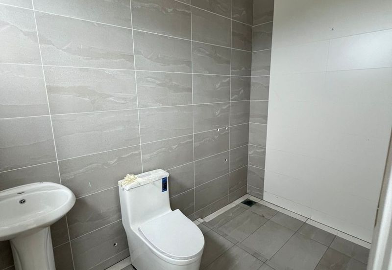 Jalan Semaba Double Storey Semi-D For Sale