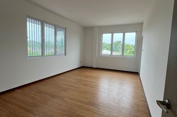 Jalan Semaba Double Storey Semi-D For Sale