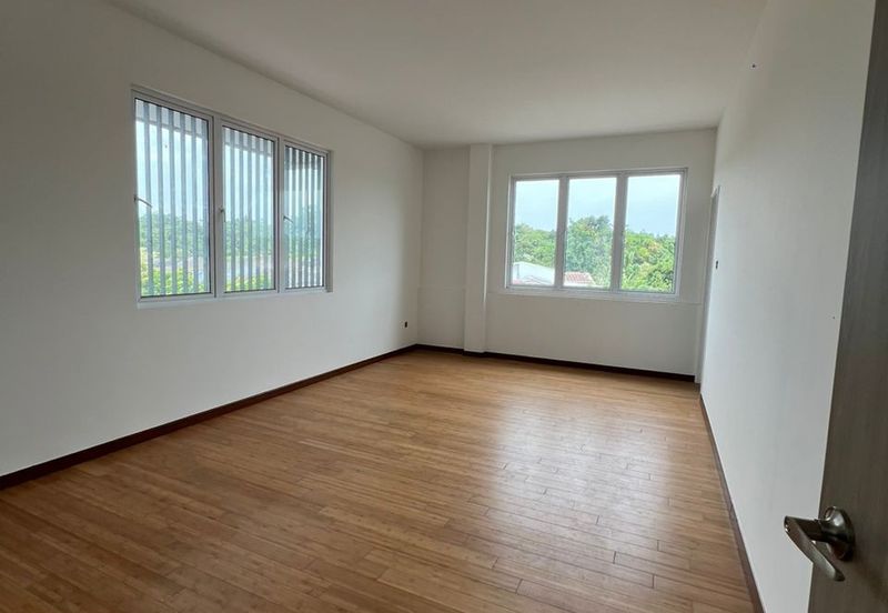 Jalan Semaba Double Storey Semi-D For Sale