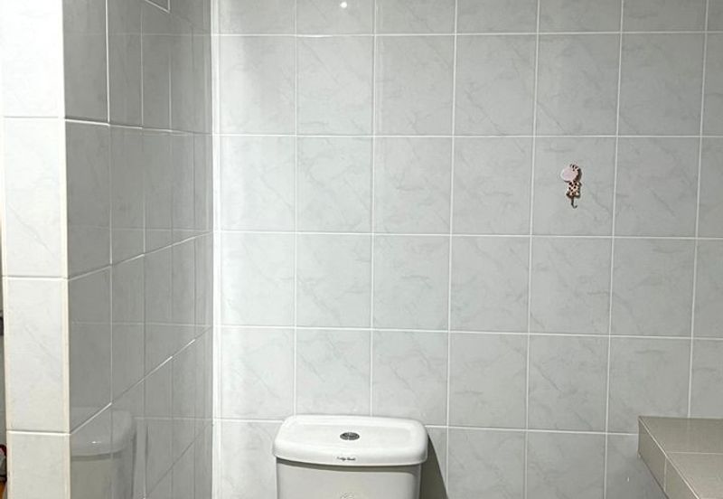 3rd mile, sunny hill Double Storey Terrace Intermediate House For Sale