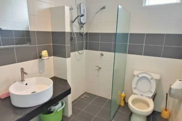 THE ARCADIA APARTMENT FOR RENT