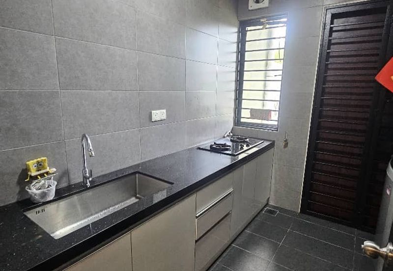 Double Storey Terrace Intermediate at Tabuan Tranquility 2 (TT2)