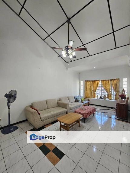 1.5 Storey Terrace Intermediate at Lorong Song For Sale, Sarawak, Kuching