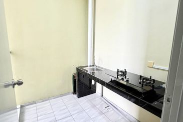 SP Lodge @ Pines Square For Rent