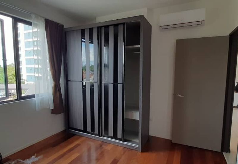 Rivervale Condominium