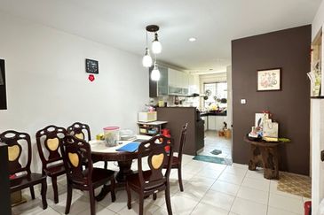 Riveria Samarahan Double Storey Intermediate House For Sale