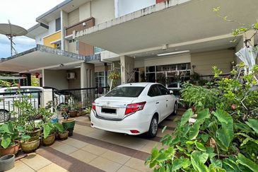 Riveria Samarahan Double Storey Intermediate House For Sale
