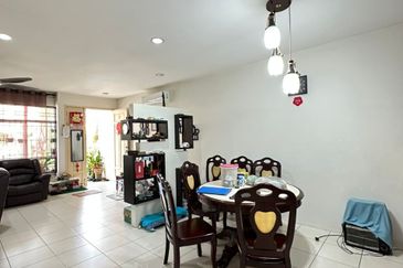 Riveria Samarahan Double Storey Intermediate House For Sale