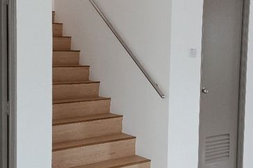 Moyan Double storey Semi detach For sale 