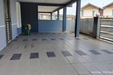 Moyan Double storey Semi detach For sale 