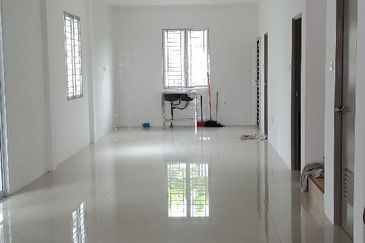 Moyan Double storey Semi detach For sale 