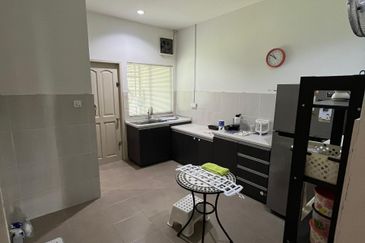 Taman Desa Damai Samarahan Single storey House For Rent 