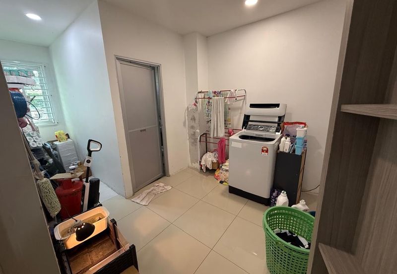 Muara Tuang Double storey Terrace intermediate For sale