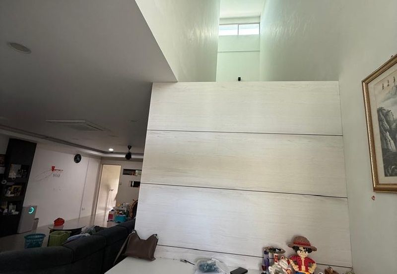 Muara Tuang Double storey Terrace intermediate For sale