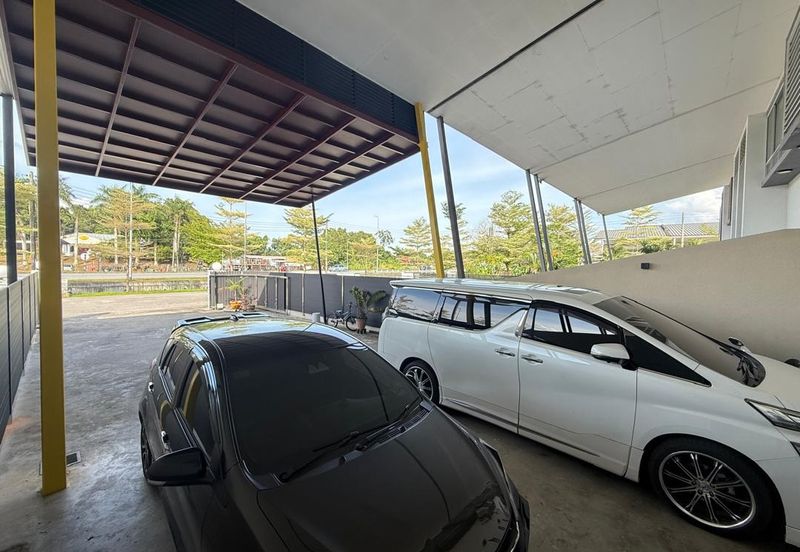 Muara Tuang Double storey Terrace intermediate For sale