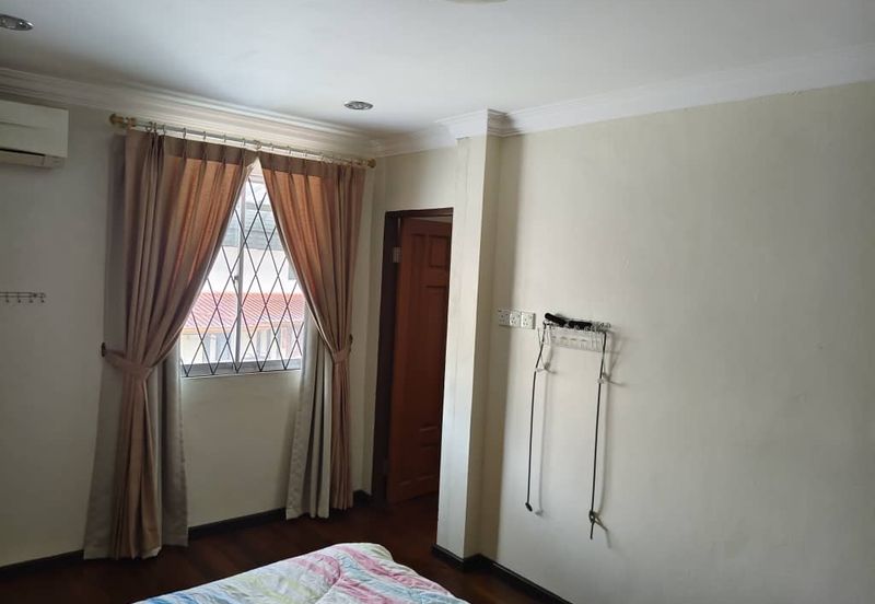 Tabuan Double Storey Semi Detached House For Sale