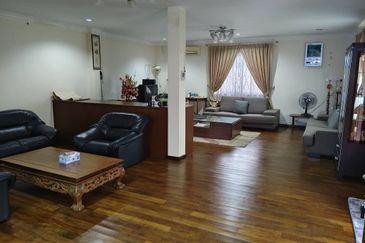 Tabuan Double Storey Semi Detached House For Sale