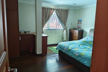 Tabuan Double Storey Semi Detached House For Sale