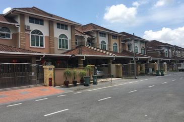 Double Storey Terrace Intermediate at Matang Baru, Cherrywood