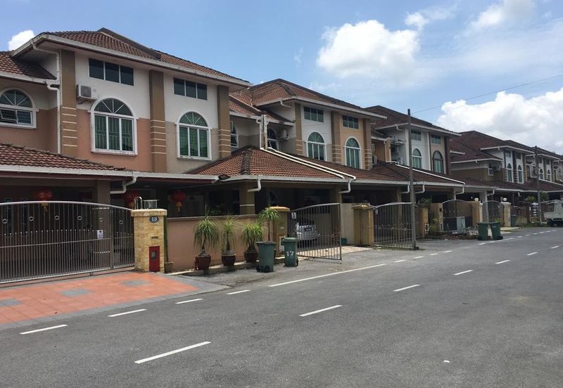 Double Storey Terrace Intermediate at Matang Baru, Cherrywood