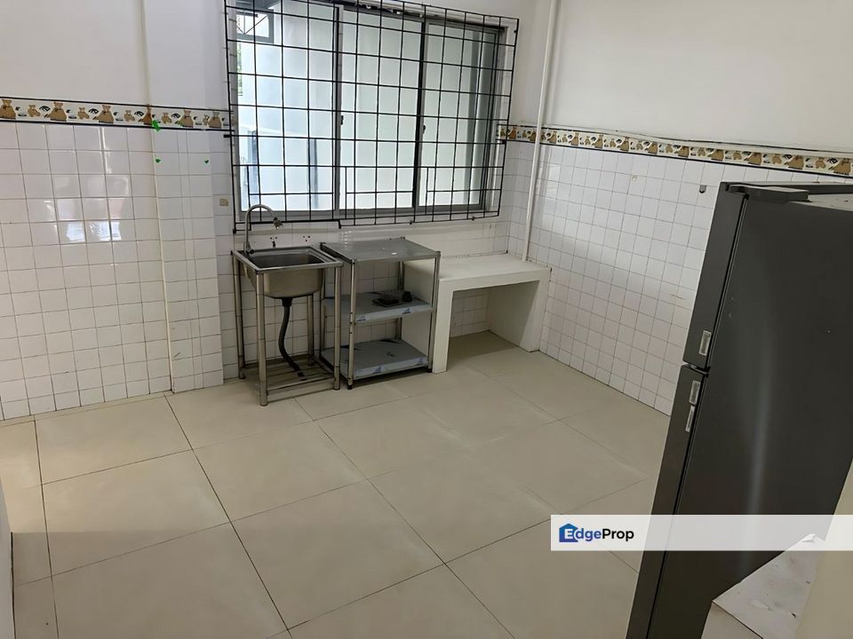 Arang Road Double-Storey Intermediate House for Rent, Sarawak, Kuching