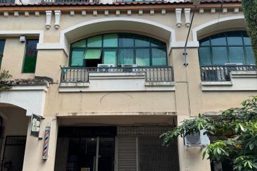 Jalan Song Commercial Shop for Sale