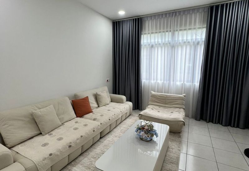 Kensho Townhouse Lower Unit For Rent