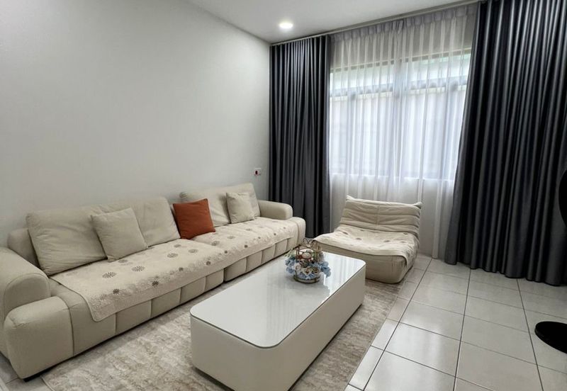 Kensho Townhouse Lower Unit For Rent