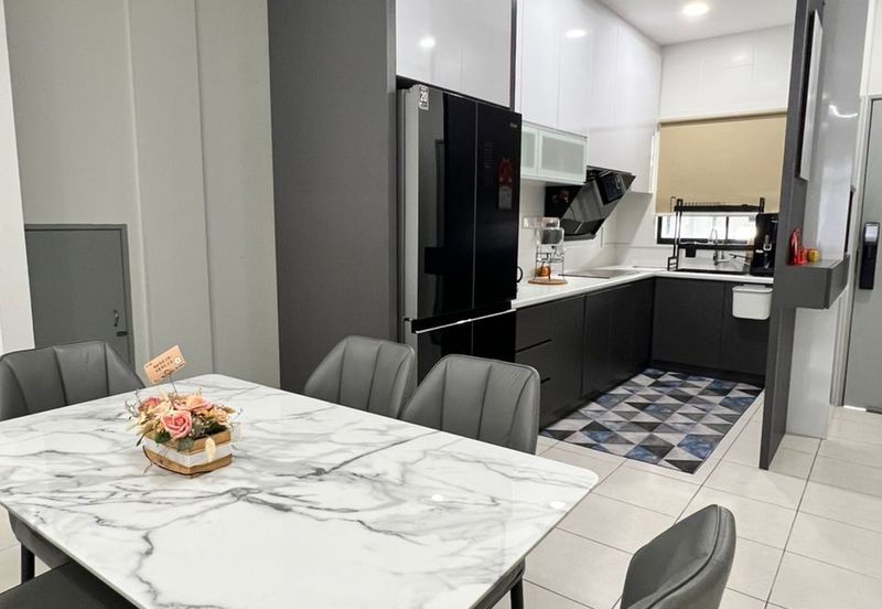 Kensho Townhouse Lower Unit For Rent