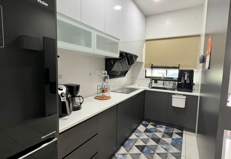 Kensho Townhouse Lower Unit For Rent