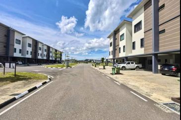 Kensho Townhouse Lower Unit For Rent