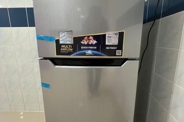 Airport road Double Storey terrace For rent 