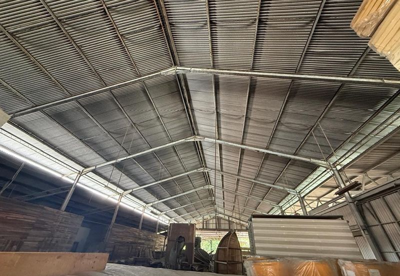 Bintawa Pending Huge Warehouse For rent 