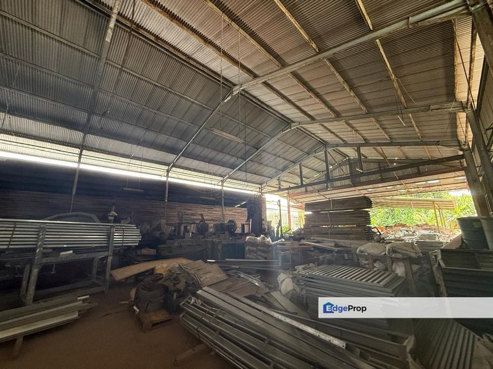 Bintawa Pending Huge Warehouse For rent , Sarawak, Kuching