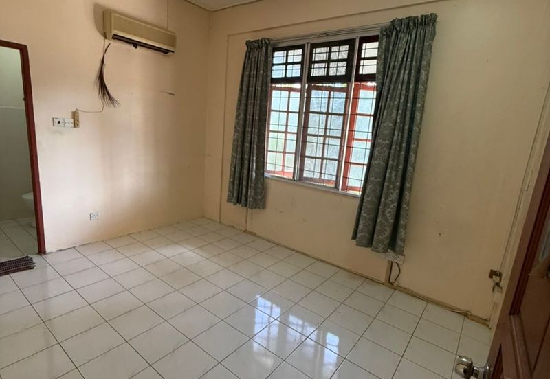 Taman Yen Yen, Matang Single Storey Corner For Sale