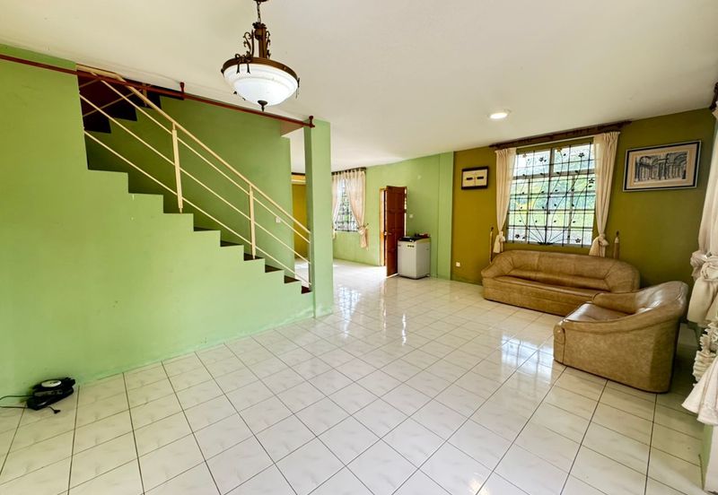 Kota Sentosa Double Storey Corner House For Sale & For Rent