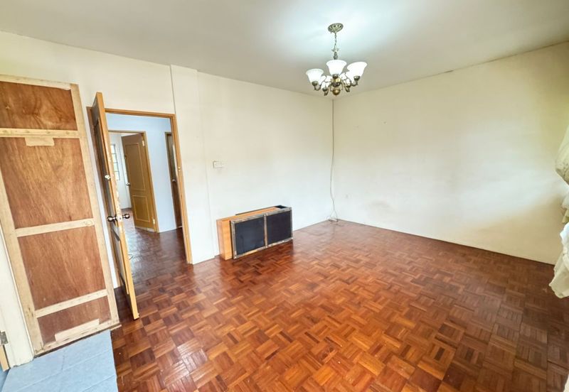 Kota Sentosa Double Storey Corner House For Sale & For Rent