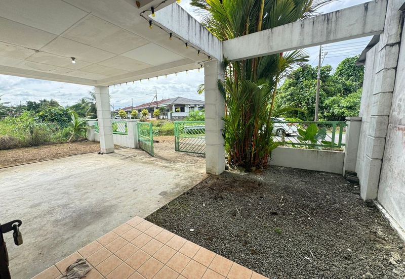 Kota Sentosa Double Storey Corner House For Sale & For Rent