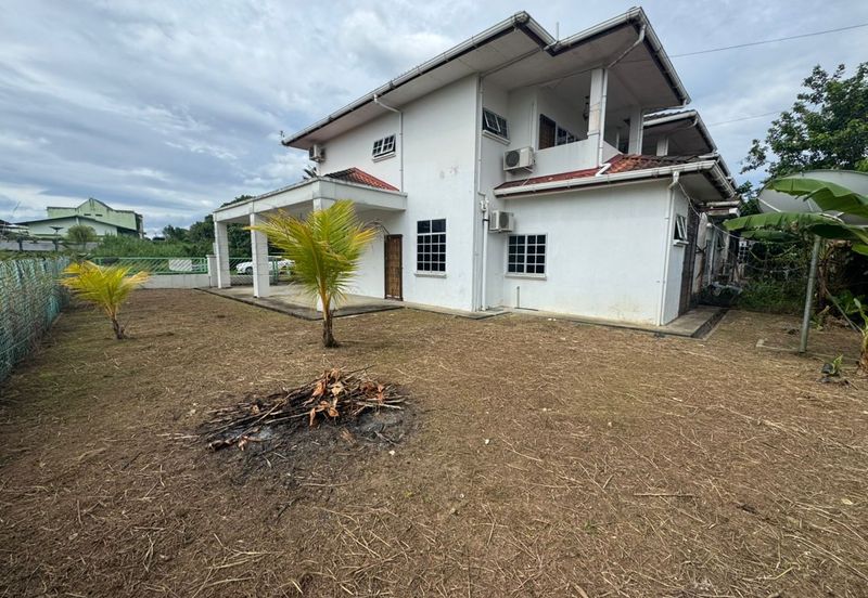Kota Sentosa Double Storey Corner House For Sale & For Rent