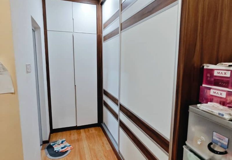 Lorong Swanston, Moyan Double Storey Intermediate Terrace For Sale