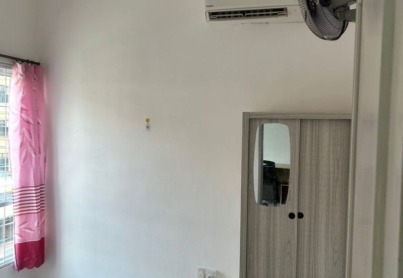 MJc pavilion Apartment For Sale