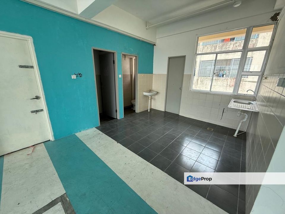 Rock road 1st floor shoplot For Rent, Sarawak, Kuching