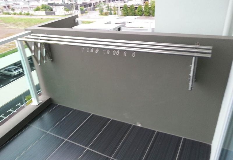 D Infinia condominium For rent 