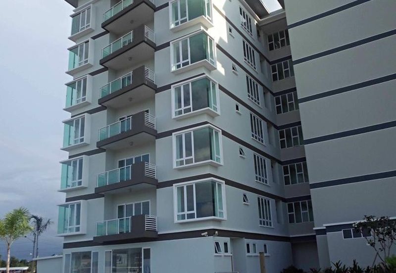 D Infinia condominium For rent 