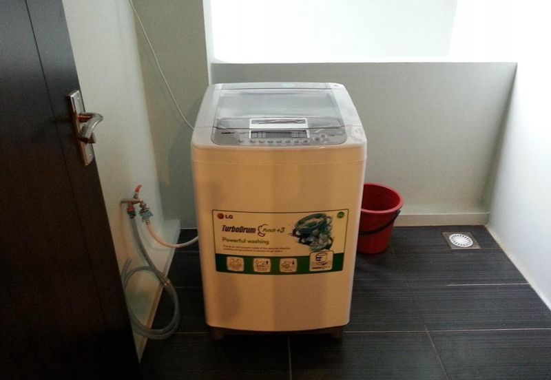 D Infinia condominium For rent 